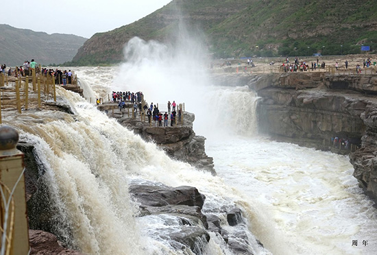 晉祠-壺口瀑布-洪洞大槐樹-中國華門-王家大院 雙高3日游